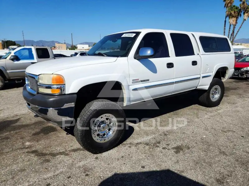 2002 GMC Sierra photo