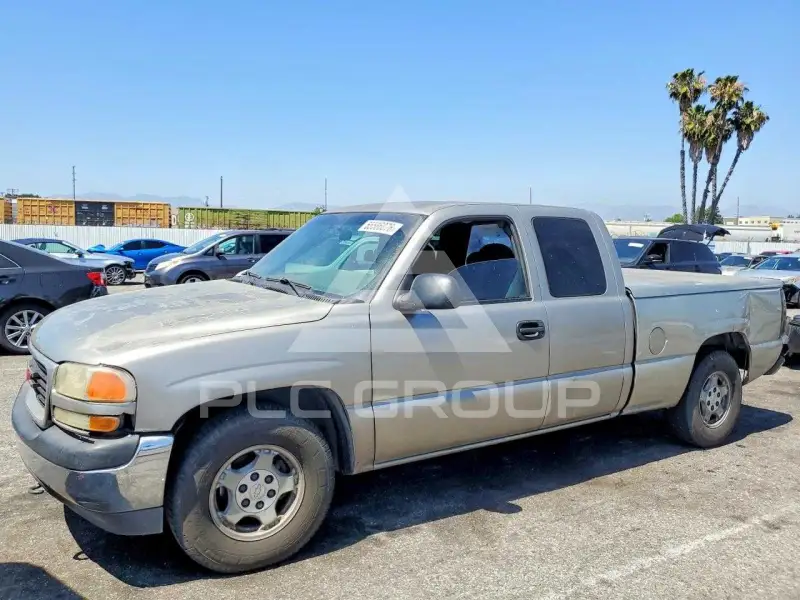 2002 GMC Sierra photo