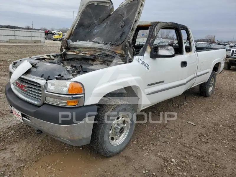 2002 GMC Sierra фото