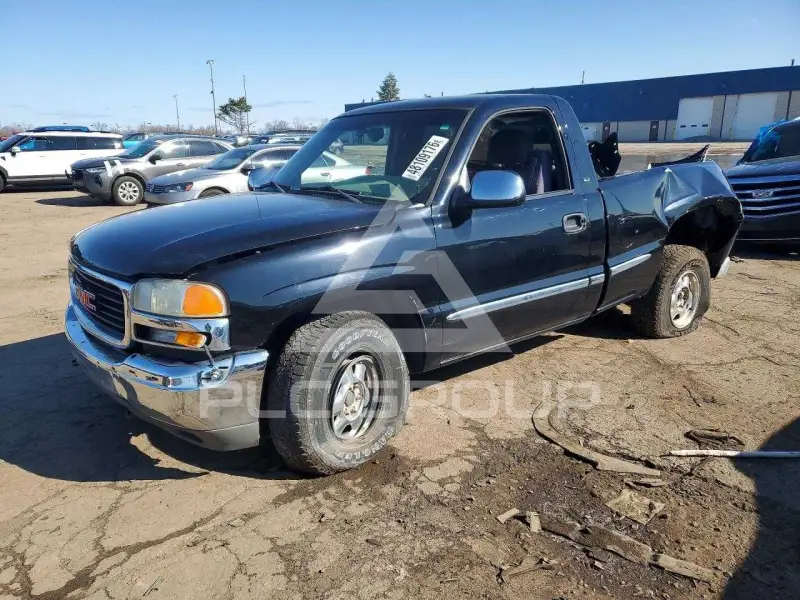 2002 GMC Sierra photo
