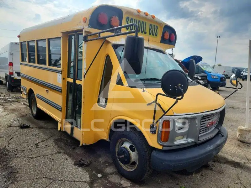 2002 GMC Savana фото