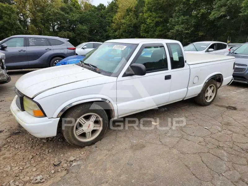 2002 GMC SONOMA фото
