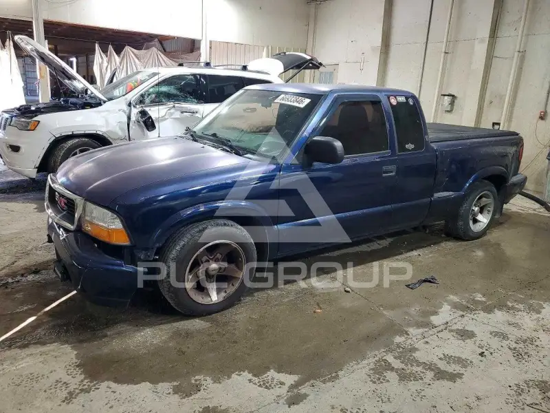 2002 GMC SONOMA фото
