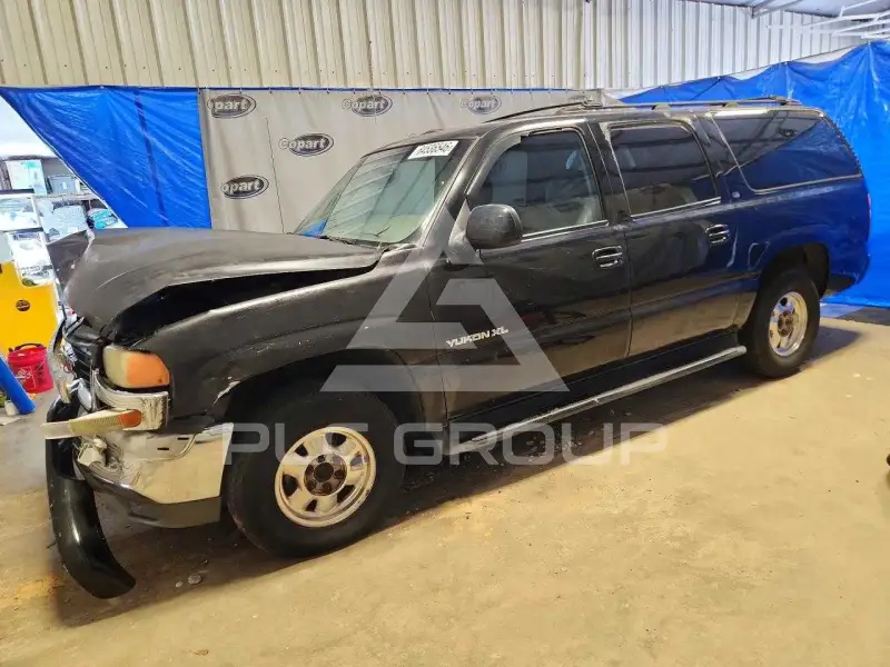 2002 GMC YUKON photo