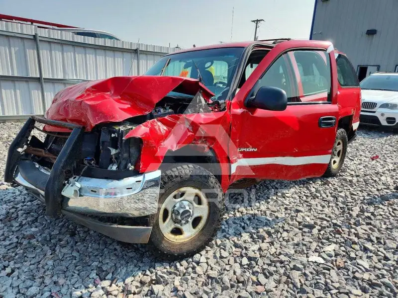 2002 GMC YUKON фото