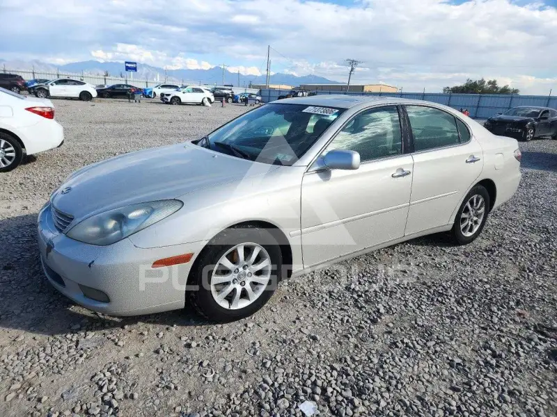 2002 Lexus ES300 photo
