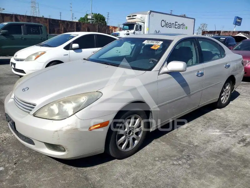 2002 Lexus ES300 photo