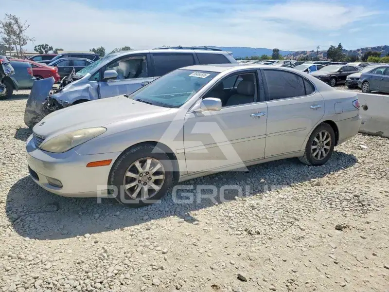 2002 Lexus ES300 photo