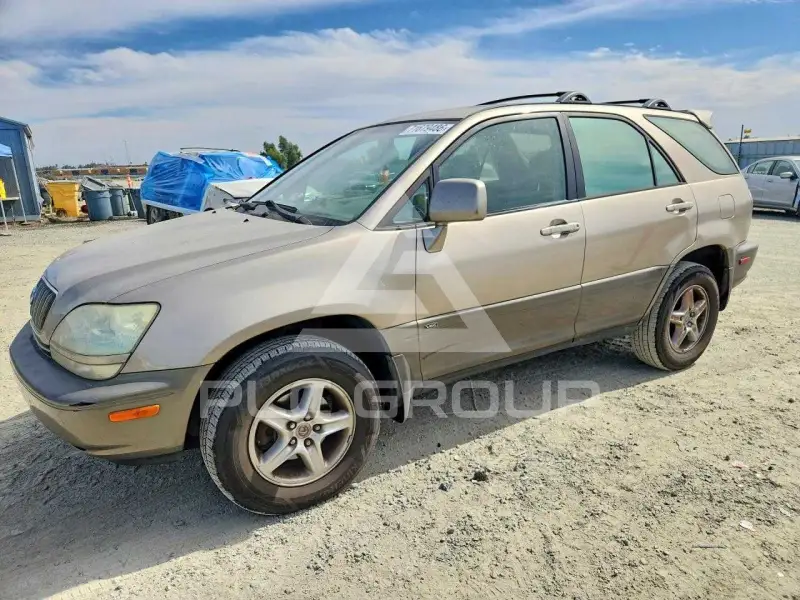 2002 Lexus RX300 photo