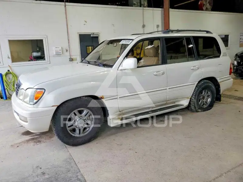 2002 Lexus LX470 фото