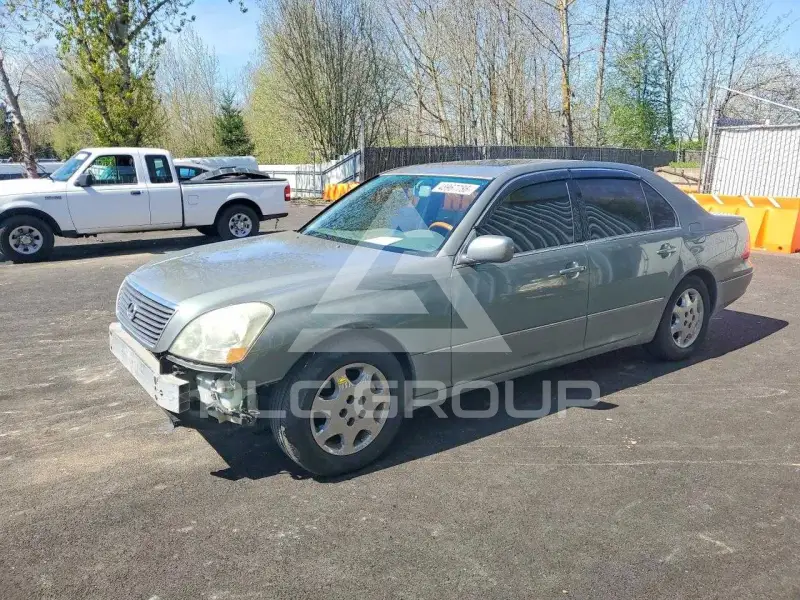 2002 Lexus LS500 photo