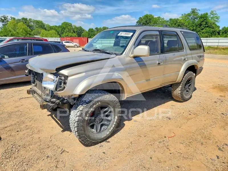 2002 Toyota 4 RUNNER photo