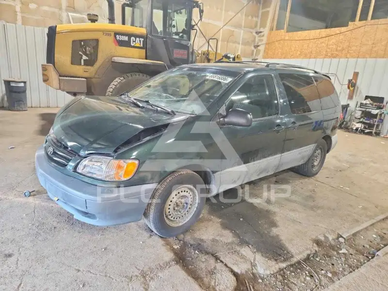 2002 Toyota SIENNA фото