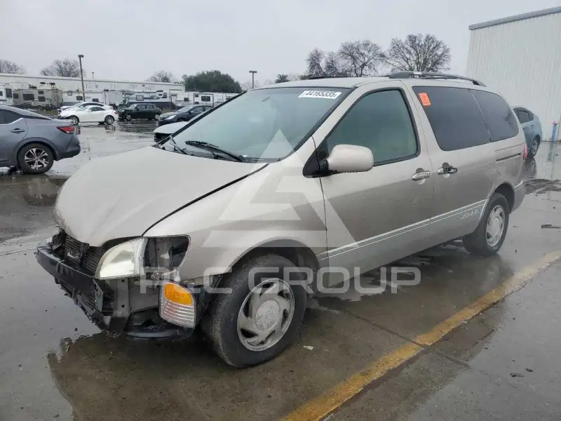 2002 Toyota SIENNA фото
