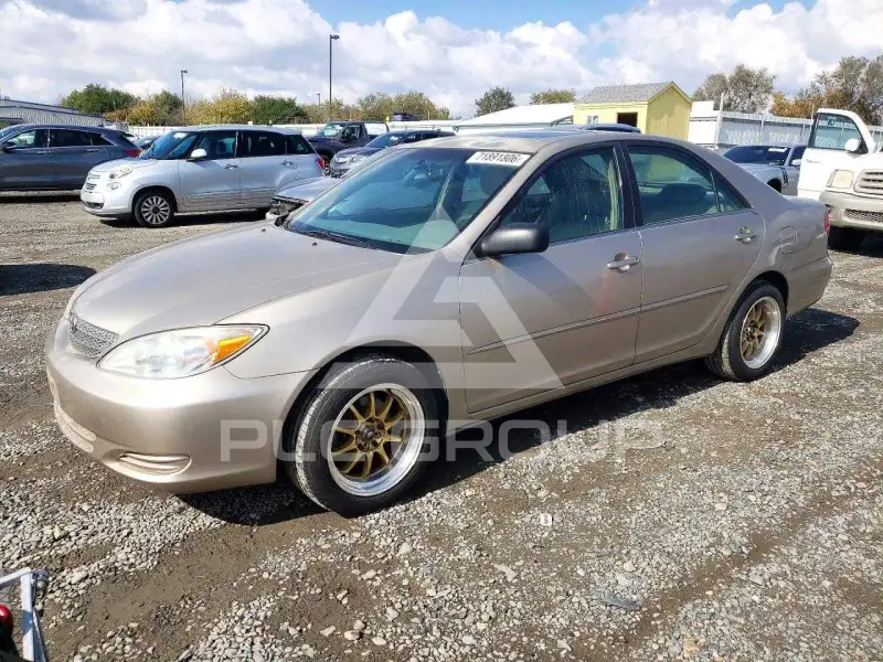 2002 Toyota CAMRY фото