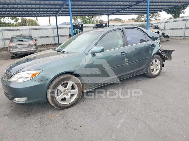 2002 Toyota CAMRY фото