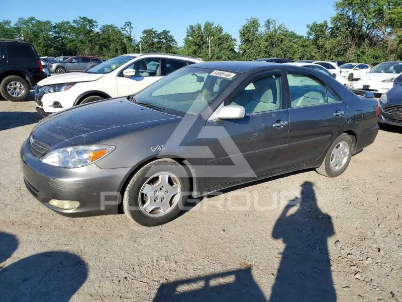 2002 Toyota CAMRY фото