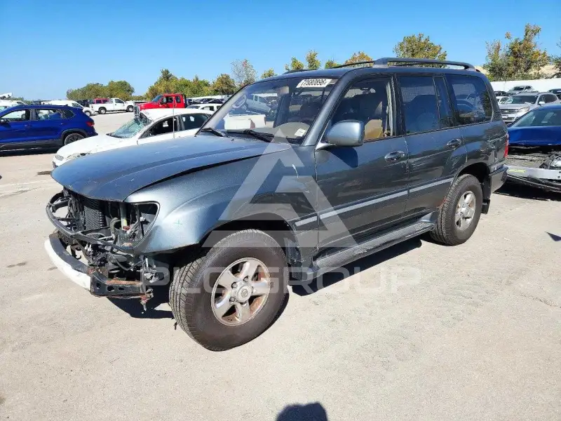 2002 Toyota LAND CRUISER photo