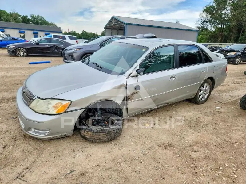 2002 Toyota AVALON фото