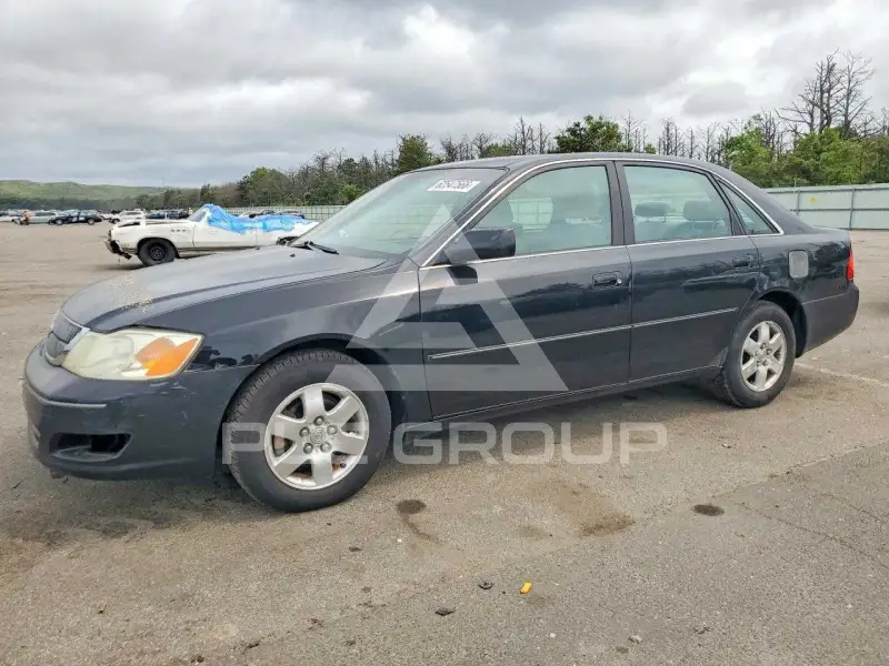 2002 Toyota AVALON photo