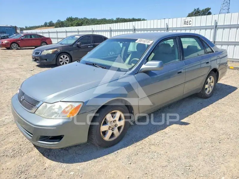 2002 Toyota AVALON фото
