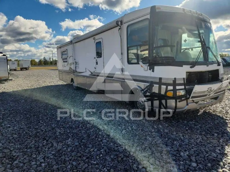 2002 Ford F-550 photo