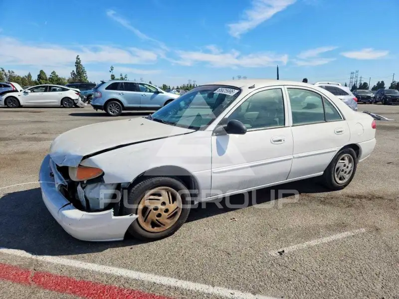 2002 Ford ESCORT photo