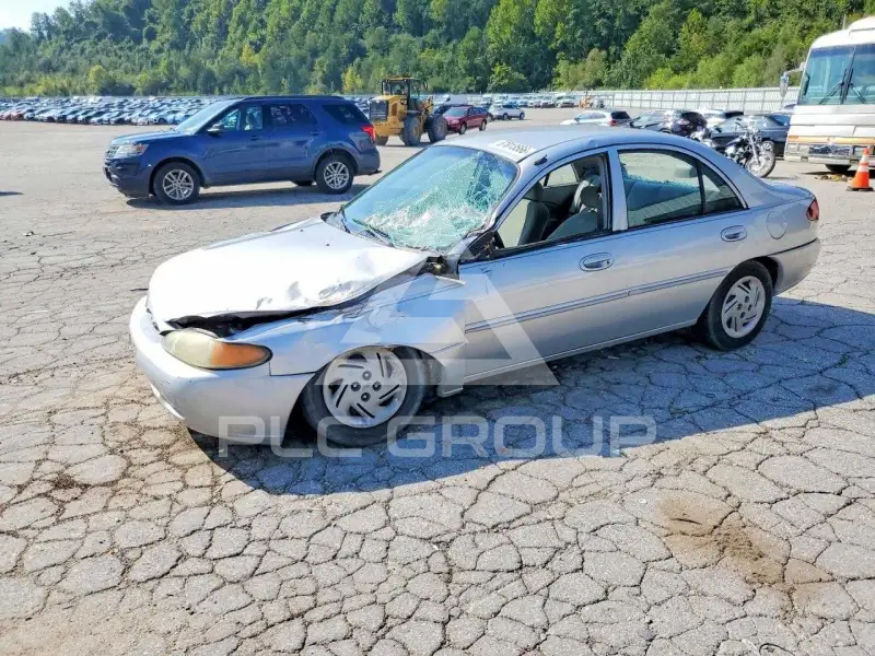 2002 Ford ESCORT фото