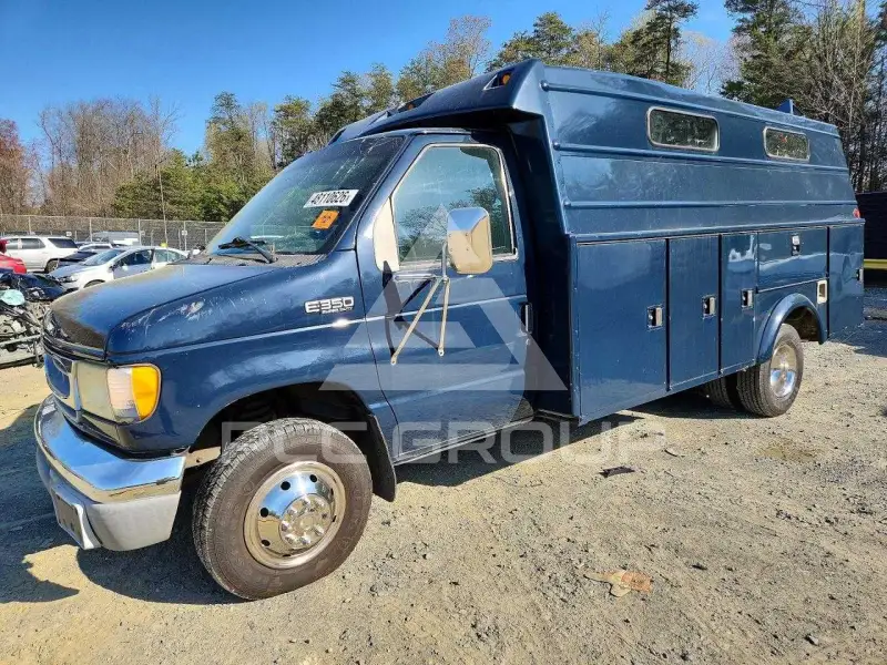 2002 Ford ECONOLINE photo