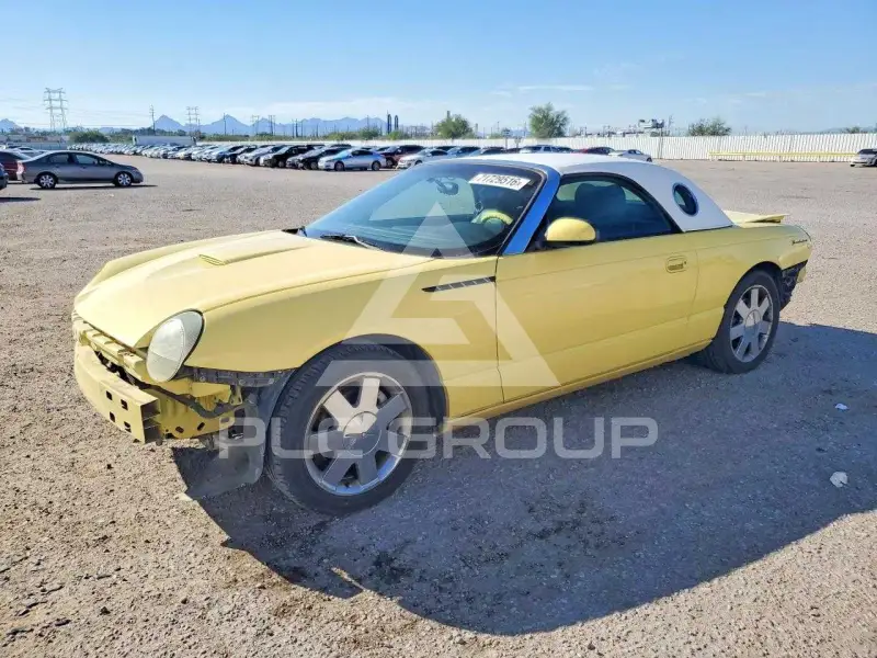 2002 Ford Thunderbird photo