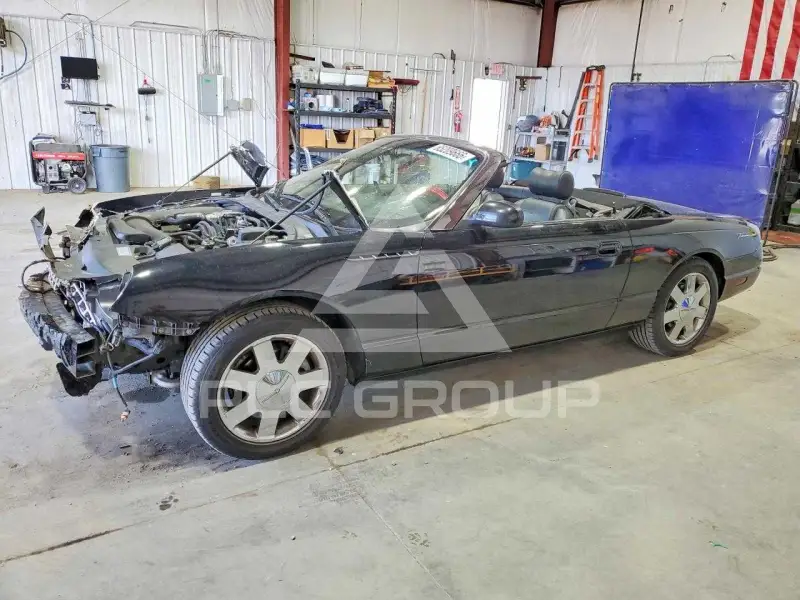 2002 Ford Thunderbird фото