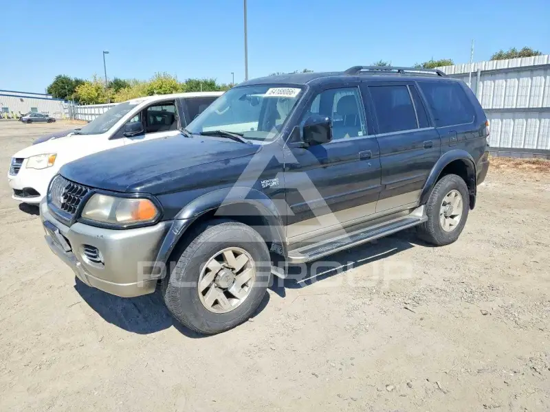 2003 Mitsubishi MONTERO photo