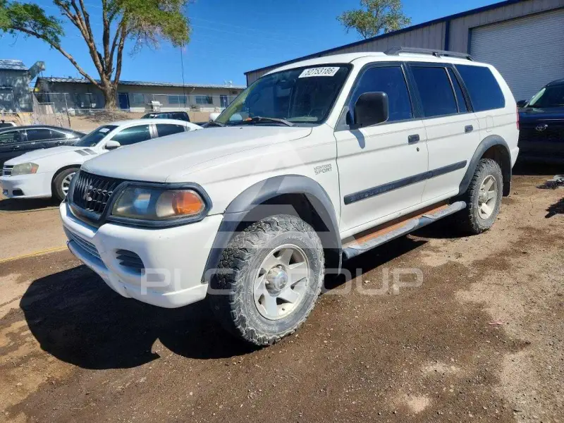 2003 Mitsubishi MONTERO фото