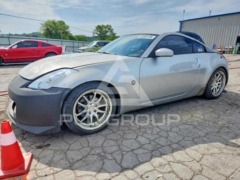 2003 Nissan 350Z фото