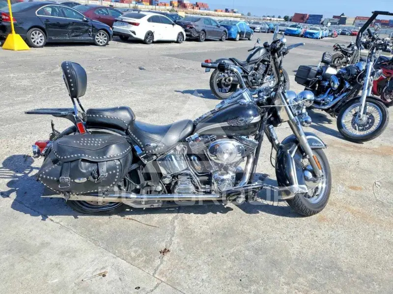 2003 Harley-Davidson FL photo