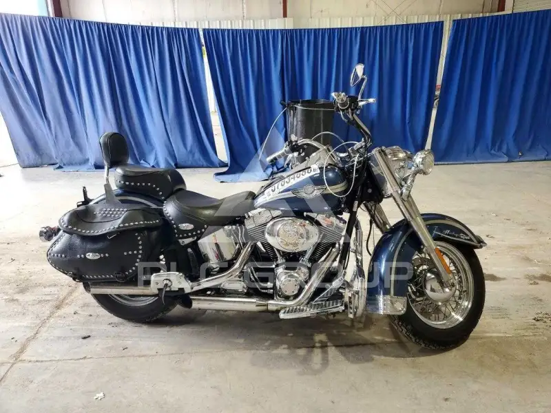 2003 Harley-Davidson FL photo