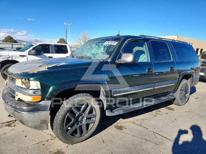 2003 Chevrolet Suburan photo