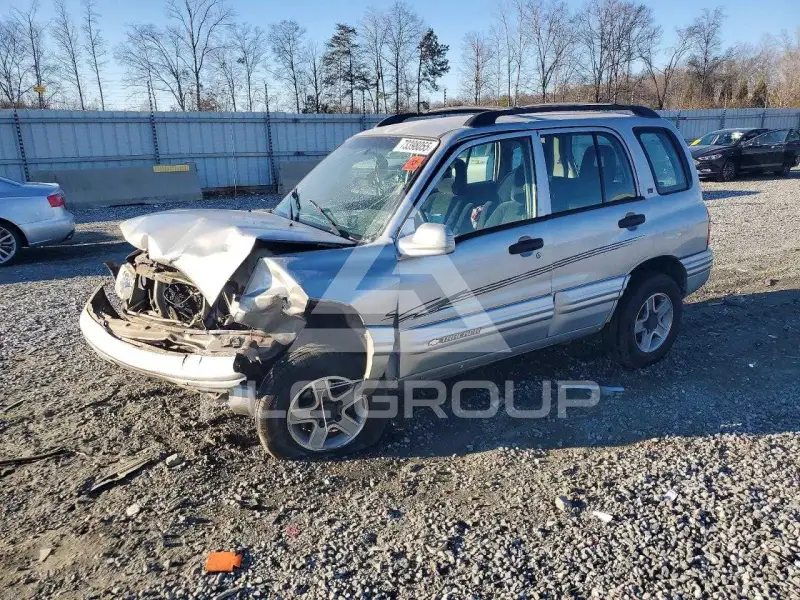 2003 Chevrolet TRACKER фото