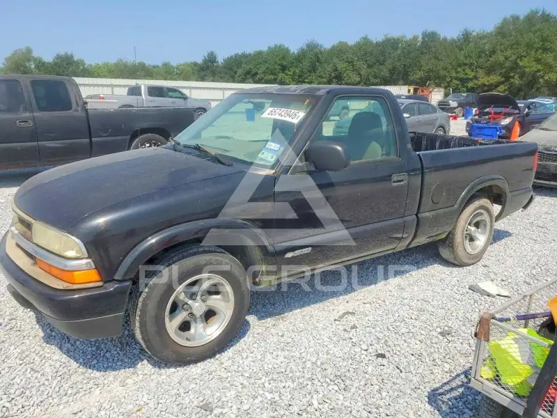 2003 Chevrolet S10 photo