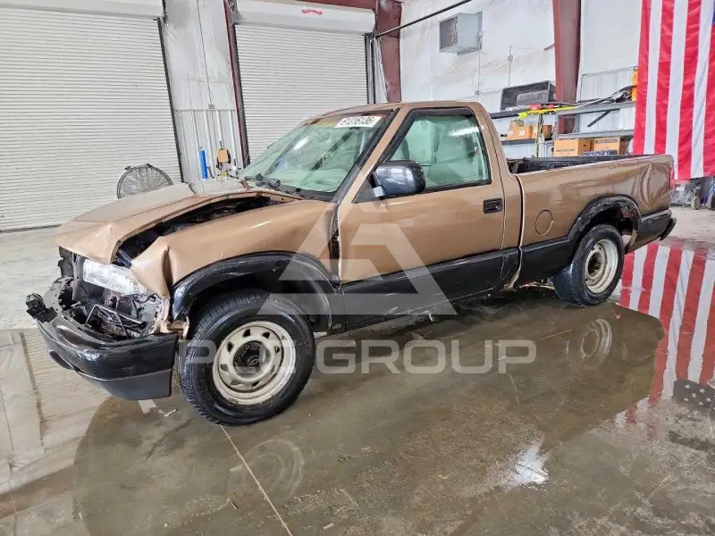 2003 Chevrolet S10 photo