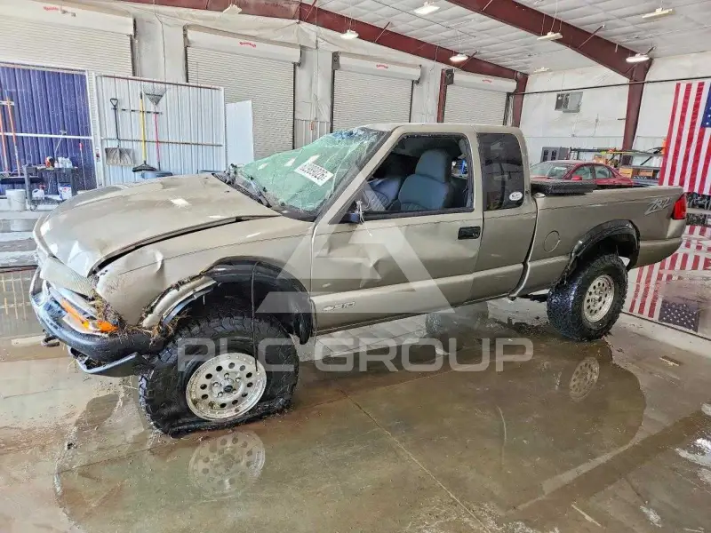 2003 Chevrolet S10 фото