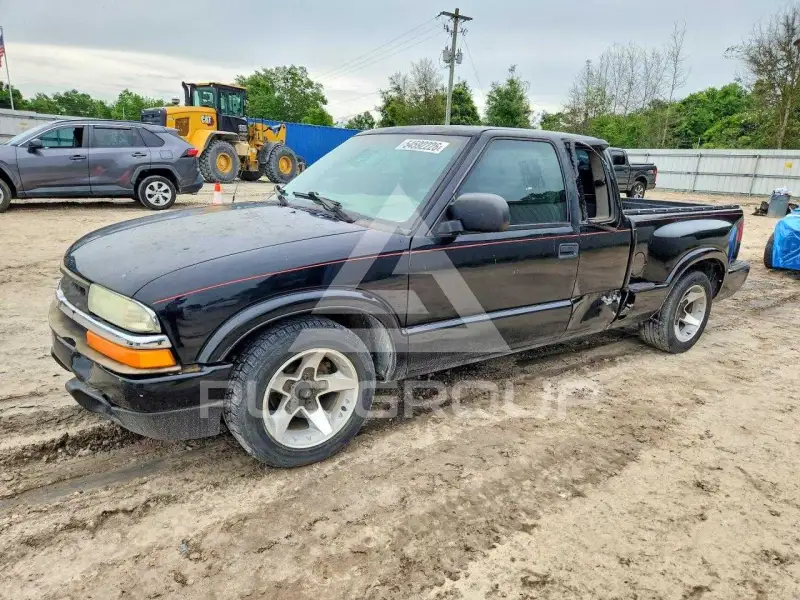 2003 Chevrolet S10 photo