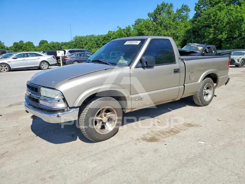 2003 Chevrolet S10 photo