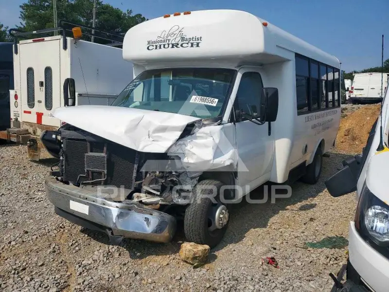 2003 Chevrolet Express photo