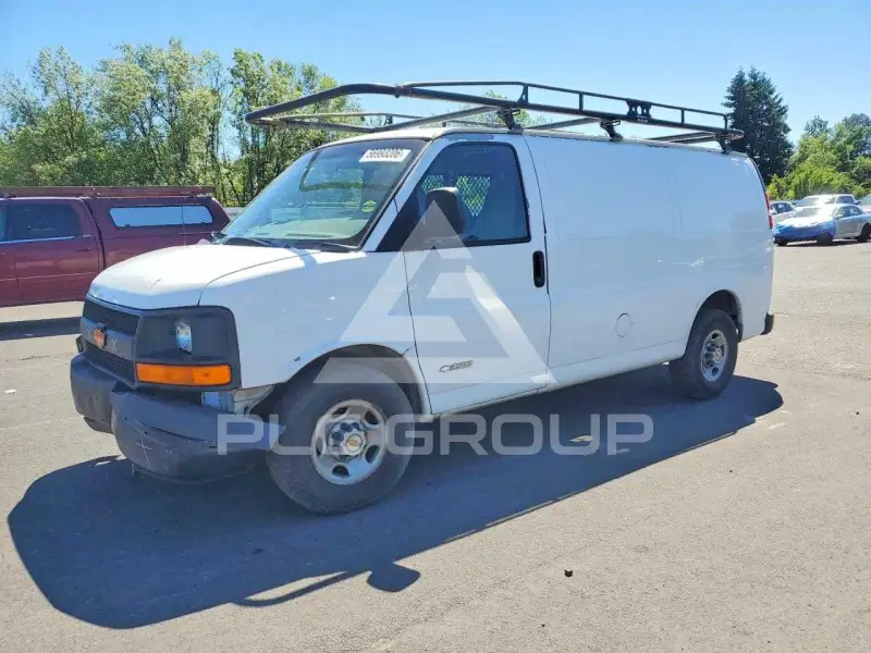 2003 Chevrolet Express photo