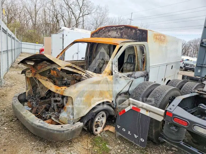 2003 Chevrolet Express photo