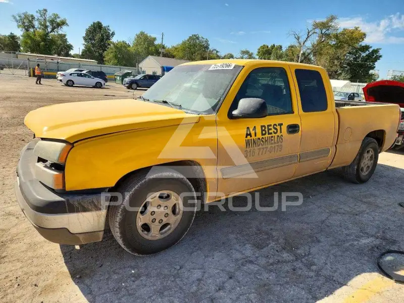 2003 Chevrolet Silverado photo