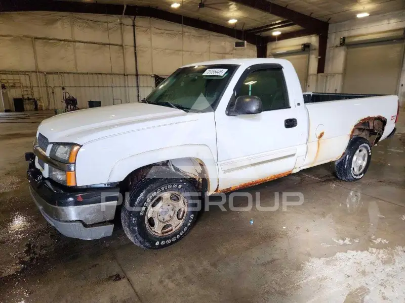 2003 Chevrolet Silverado photo