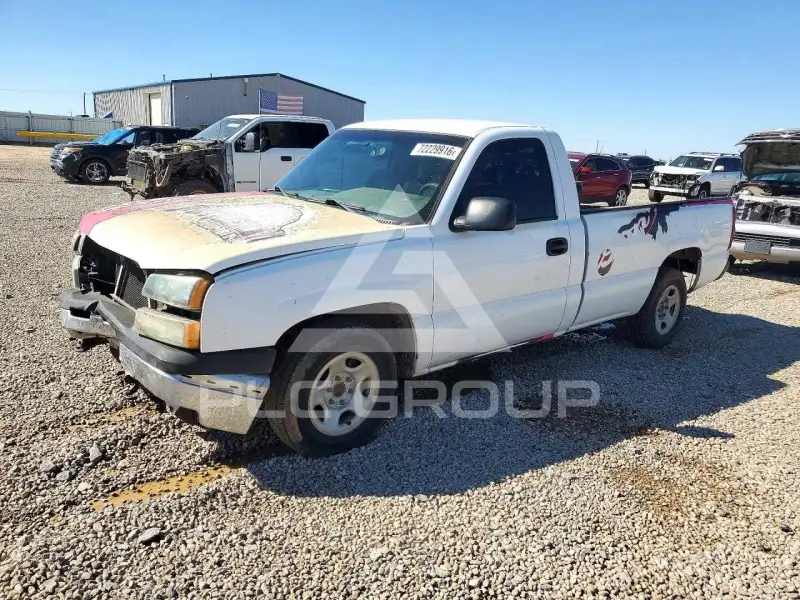 2003 Chevrolet Silverado photo