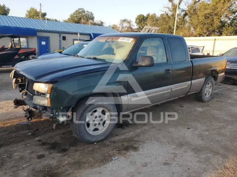 2003 Chevrolet Silverado photo